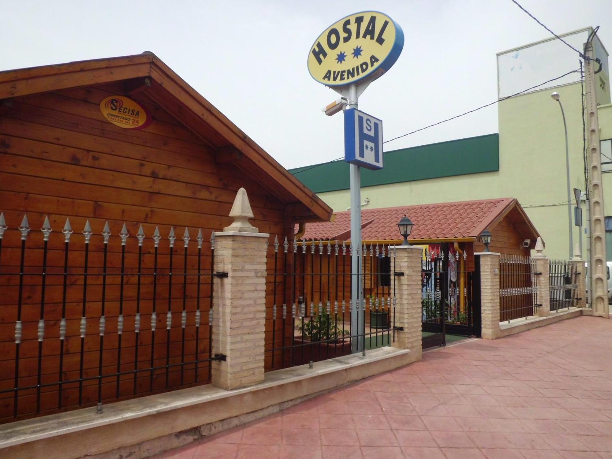 Hostal Gran Avenida Tarancón Buitenkant foto